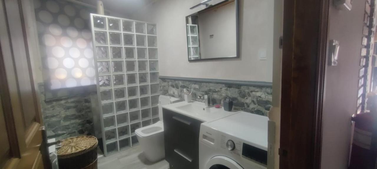 Casa Rural Apartamentos Angel Inguanzo Arenas De Cabrales ภายนอก รูปภาพ